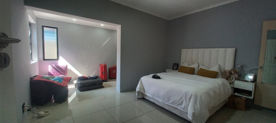 4 Bedroom Property for Sale in Wetton Western Cape